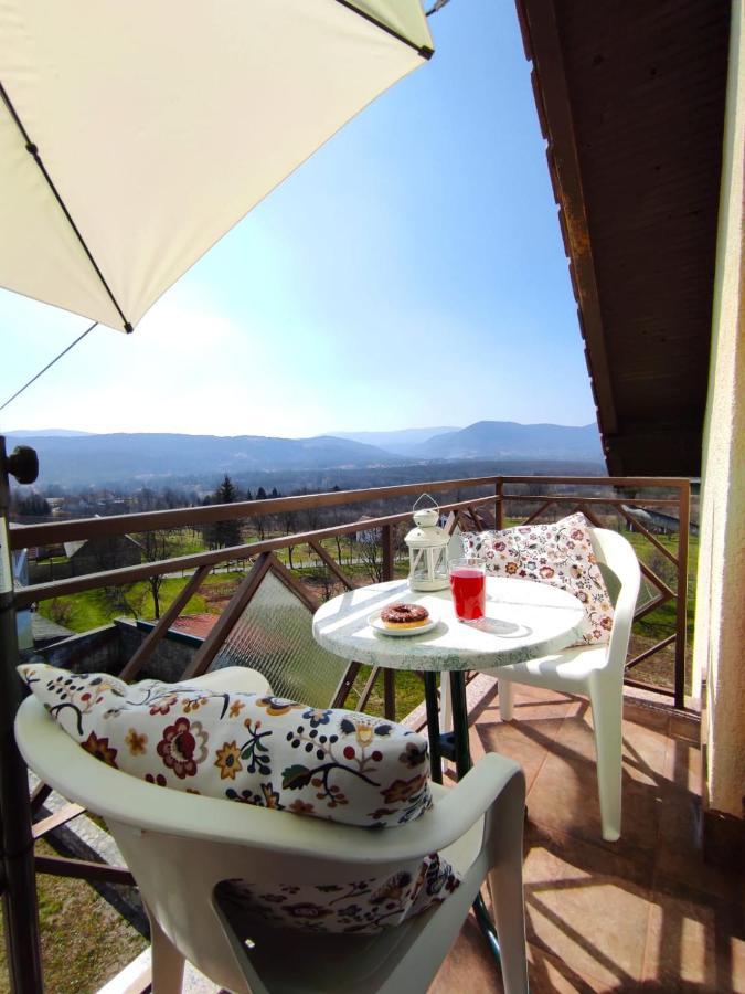 Accommodation "Old Town Dreznik" Rakovica Exterior foto