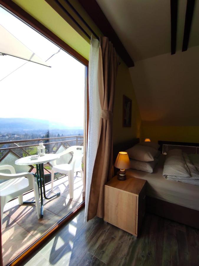 Accommodation "Old Town Dreznik" Rakovica Exterior foto