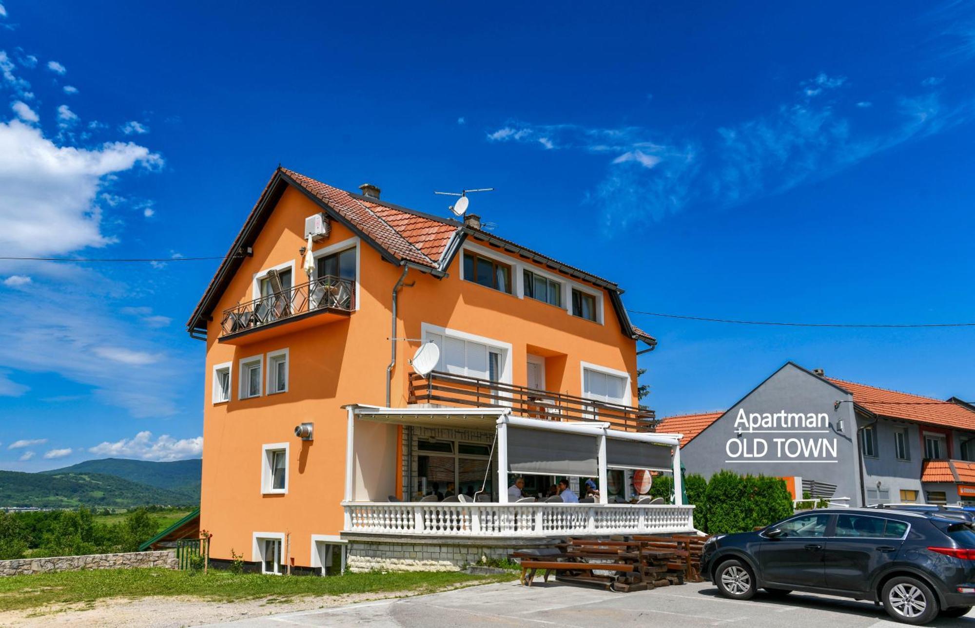 Accommodation "Old Town Dreznik" Rakovica Exterior foto